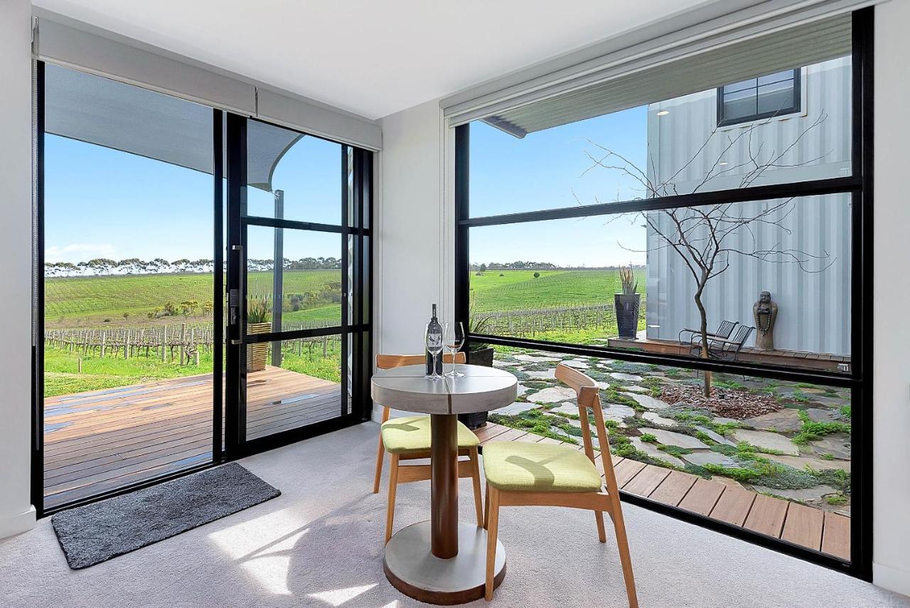 Hotel California Road At Inkwell Wines Mclaren Vale Exterior foto