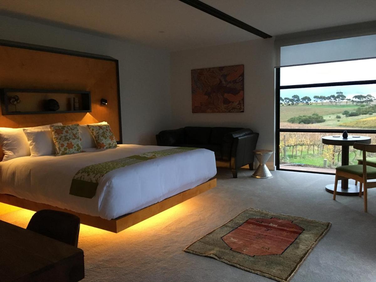 Hotel California Road At Inkwell Wines Mclaren Vale Exterior foto