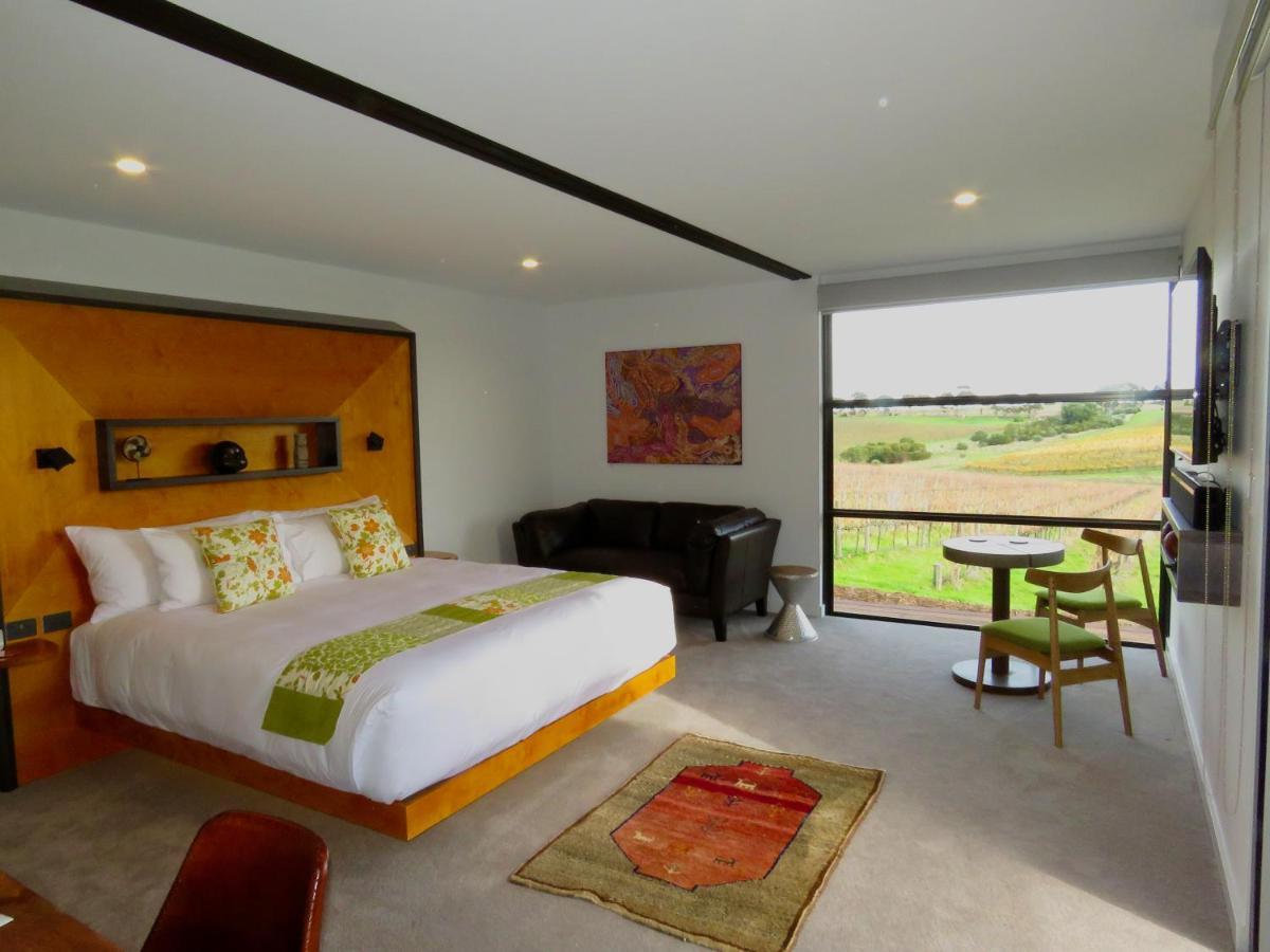 Hotel California Road At Inkwell Wines Mclaren Vale Exterior foto